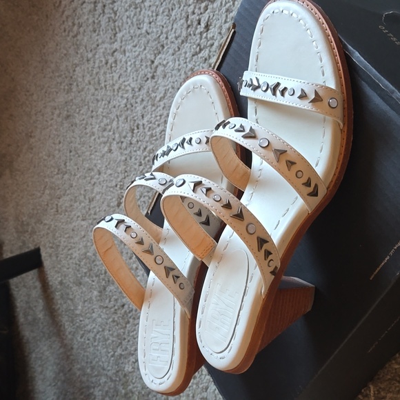 Frye heels - Picture 2 of 5